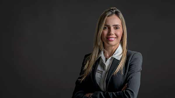 Amanda Hassold, Ihre portugiesischsprachige Advogada für Rechtsberatung in Portugal in Deutschland