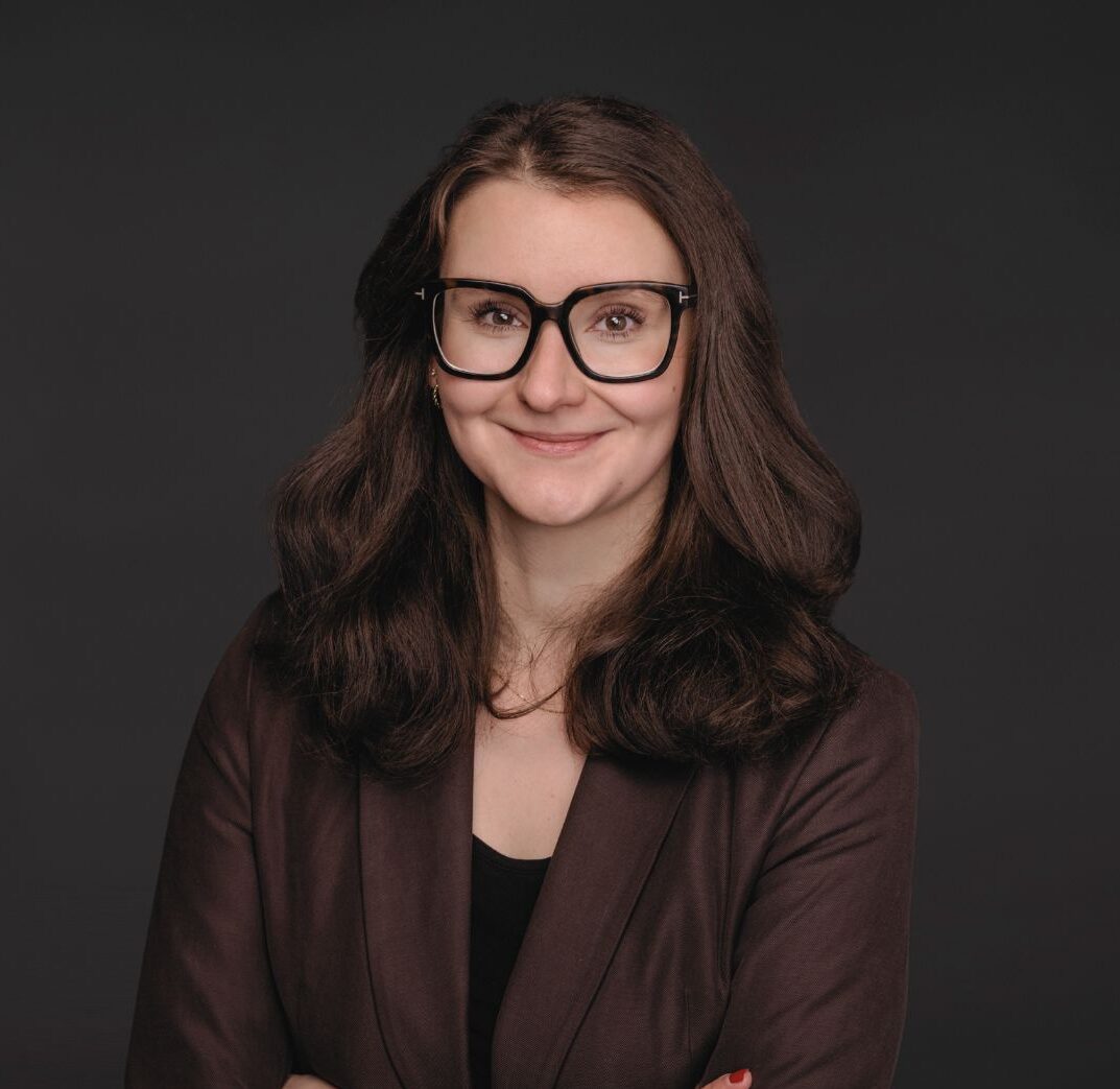 Dr. Nadine Matz Dr. Nadine Matz